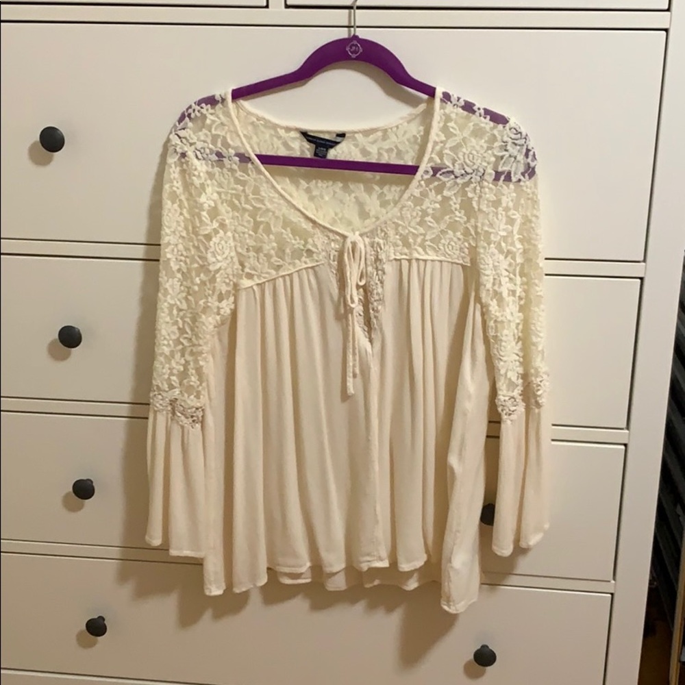 American Eagle Lace Top